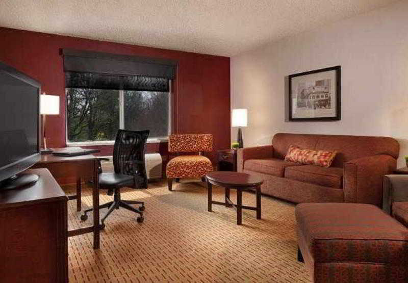 Courtyard By Marriott Portland Southeast/Clackamas Extérieur photo