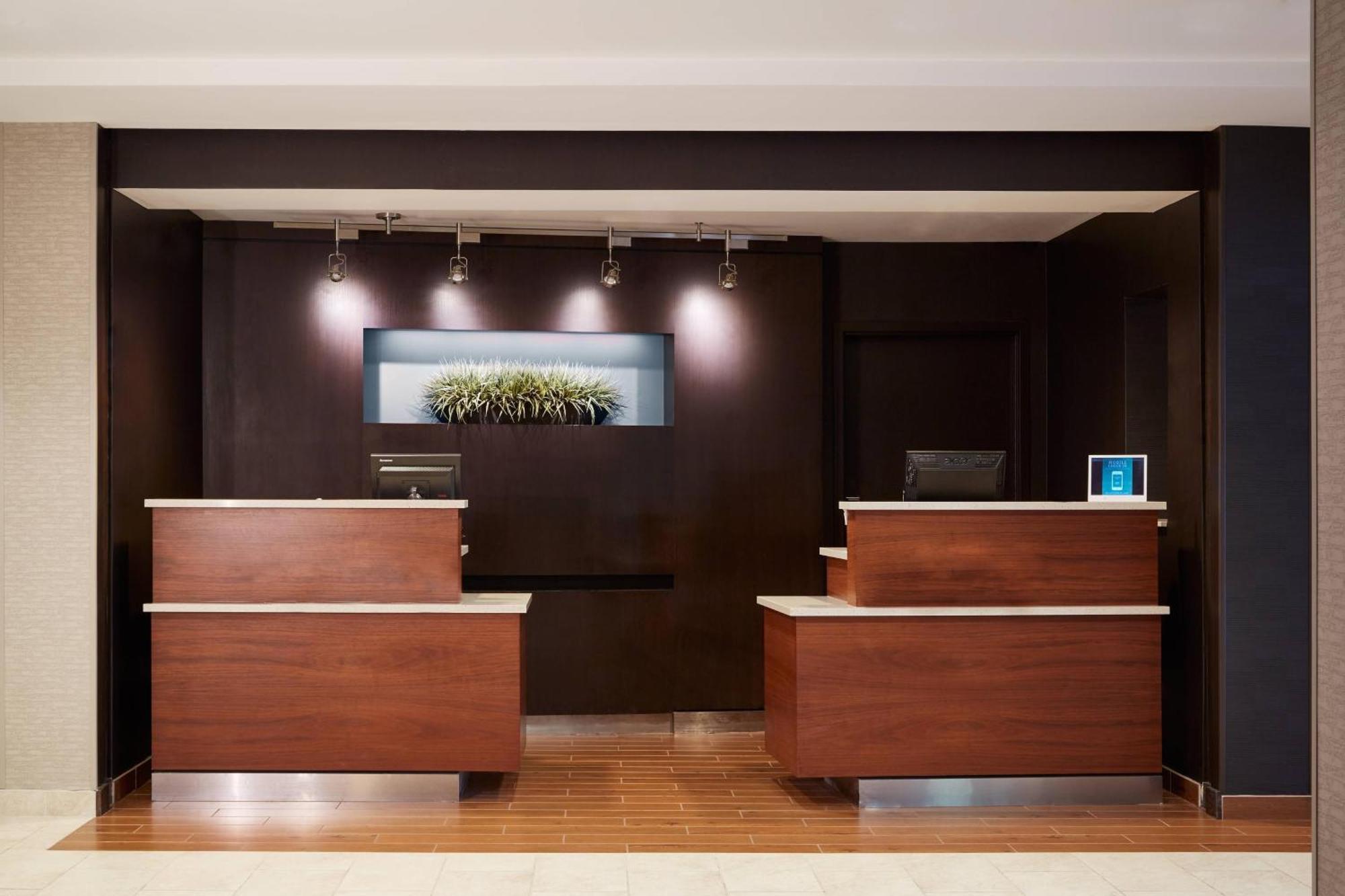 Courtyard By Marriott Portland Southeast/Clackamas Extérieur photo