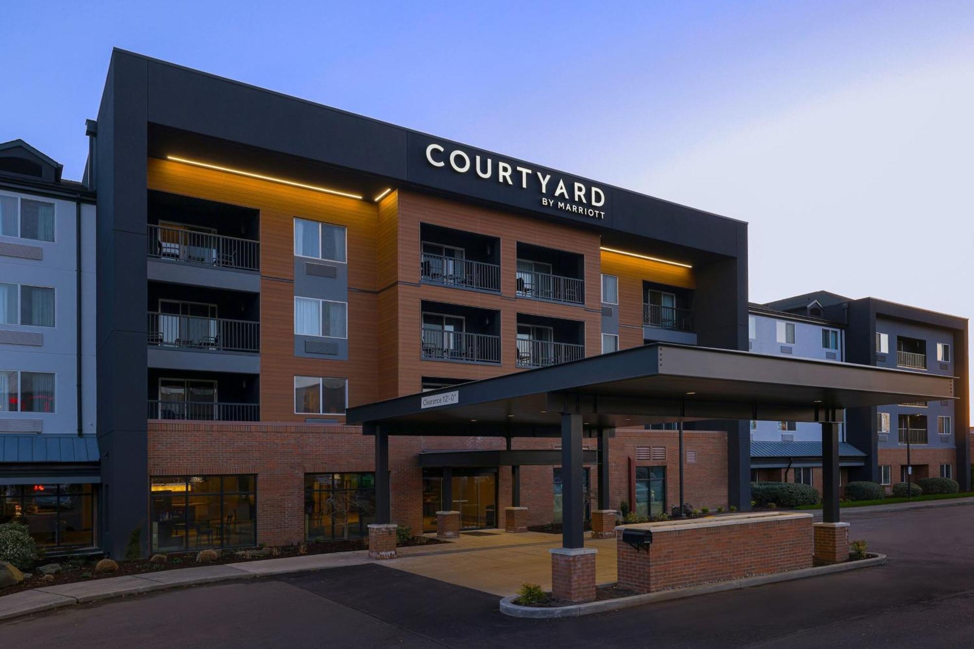 Courtyard By Marriott Portland Southeast/Clackamas Extérieur photo