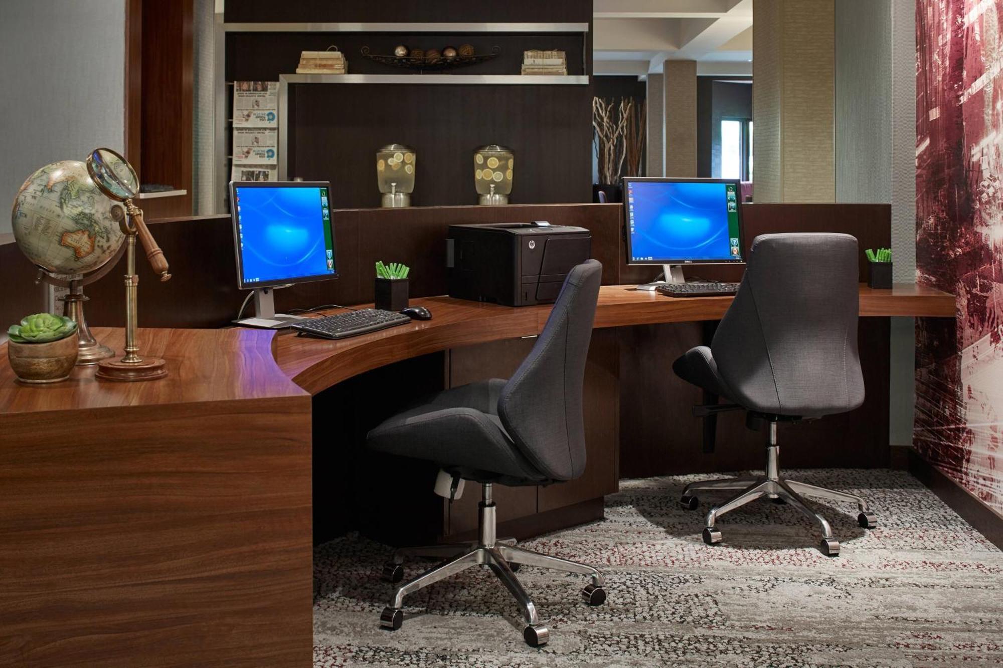 Courtyard By Marriott Portland Southeast/Clackamas Extérieur photo