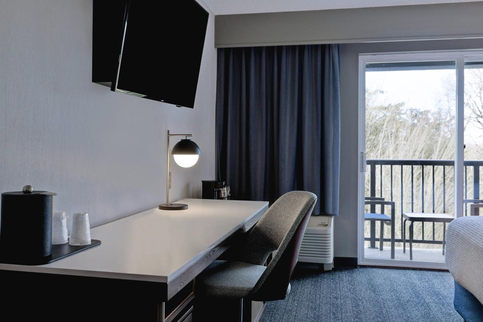 Courtyard By Marriott Portland Southeast/Clackamas Extérieur photo