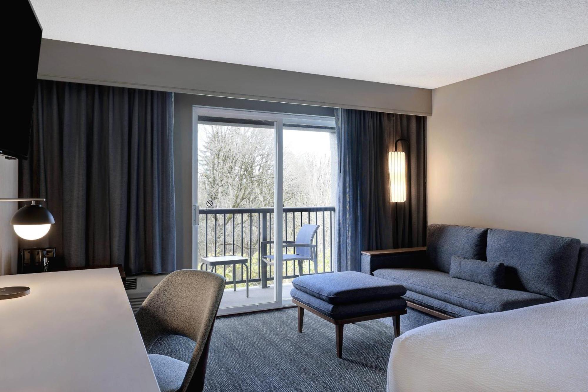 Courtyard By Marriott Portland Southeast/Clackamas Extérieur photo